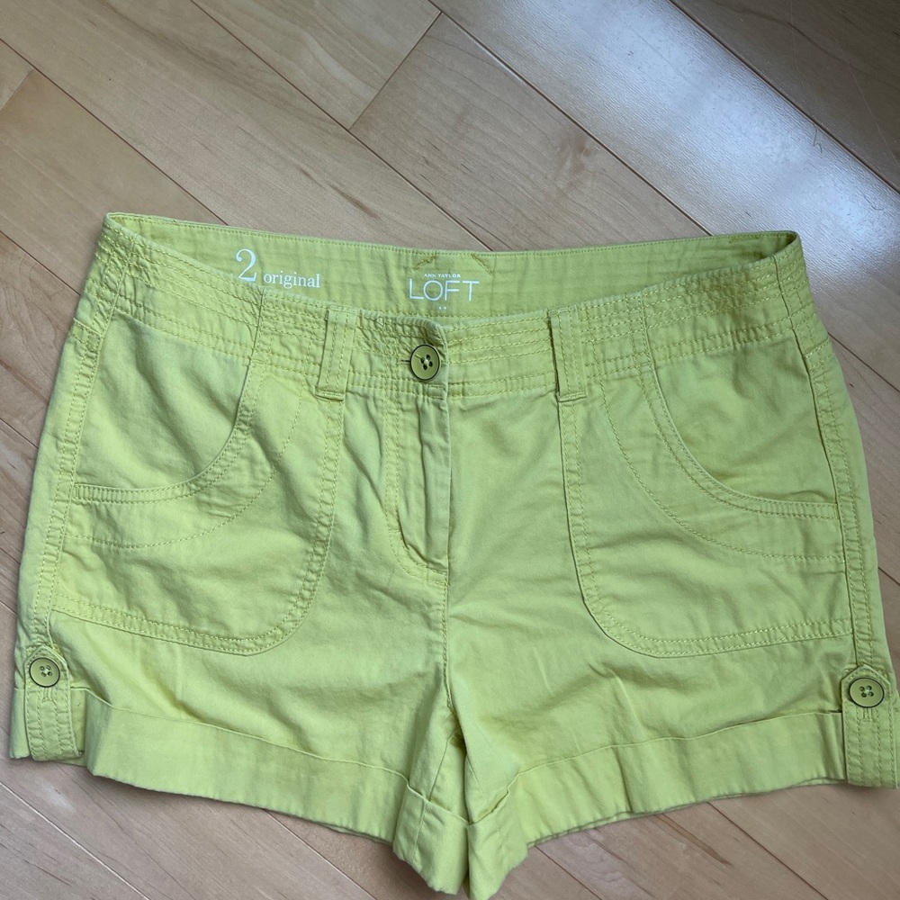 ANN TAYLOR LOFT Women’s 100% Cotton Shorts. Size 2 original